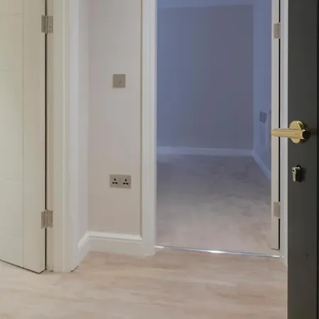 Charming 1-Bedroom Apartment In Leeds City Centre Perfect For Couples Or Solo Travelers Exterior photo