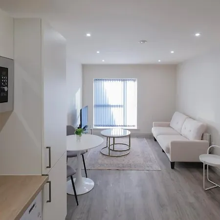 Charming 1-Bedroom Apartment In Leeds City Centre Perfect For Couples Or Solo Travelers Exterior photo